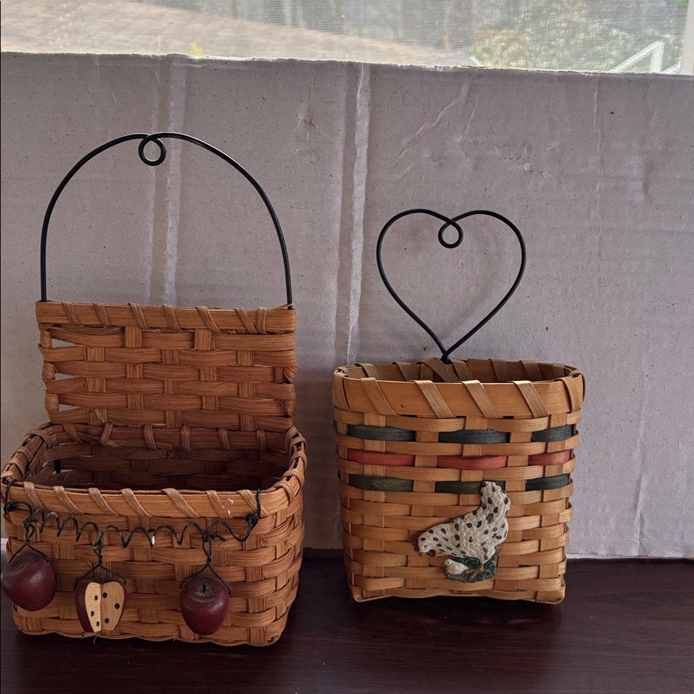 Set of vintage hanging baskets. Great for decorating and for storage also.